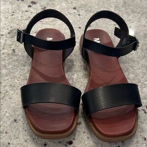 Women's Black Sandals